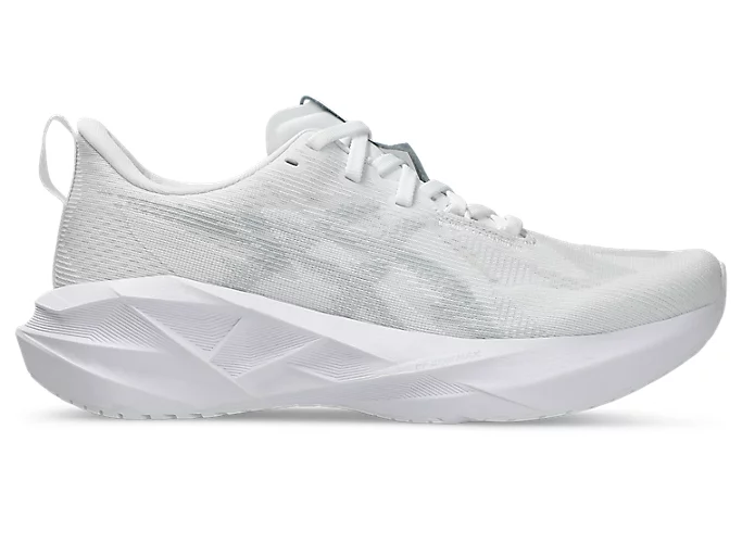 ASICS NOVABLAST 5